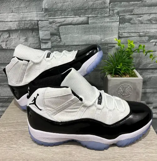 Jordan R11 dama caballero ref 2-899