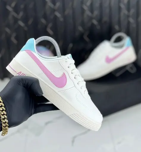 Nike Table dama ref 4-89